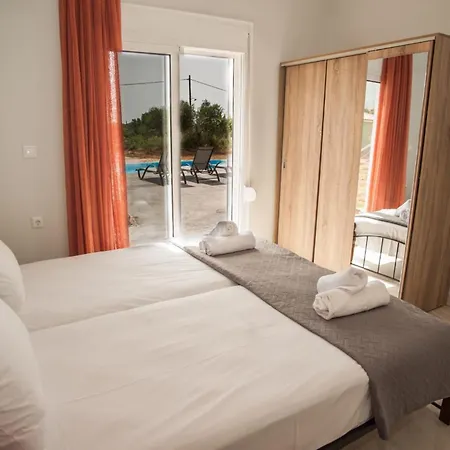 Maximo Apartmán Karavádhos