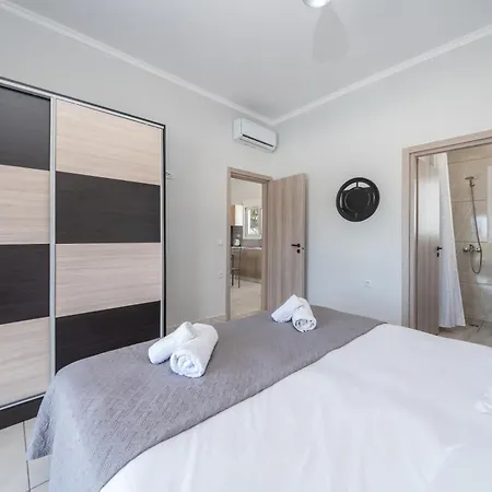 Apartmán Maximo Karavádhos