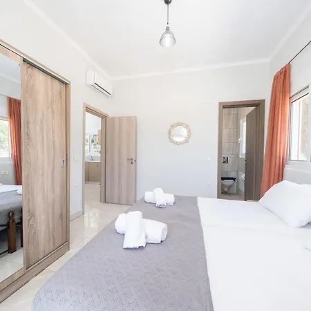 Maximo Apartmán Karavádhos